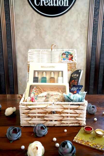 Premium hamper for Bhai and Bhabhi